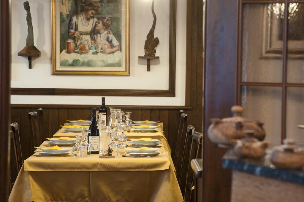 Albergo Castello Da Bonino شامبوريتشير المظهر الخارجي الصورة
