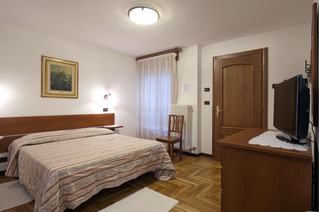 Albergo Castello Da Bonino شامبوريتشير المظهر الخارجي الصورة